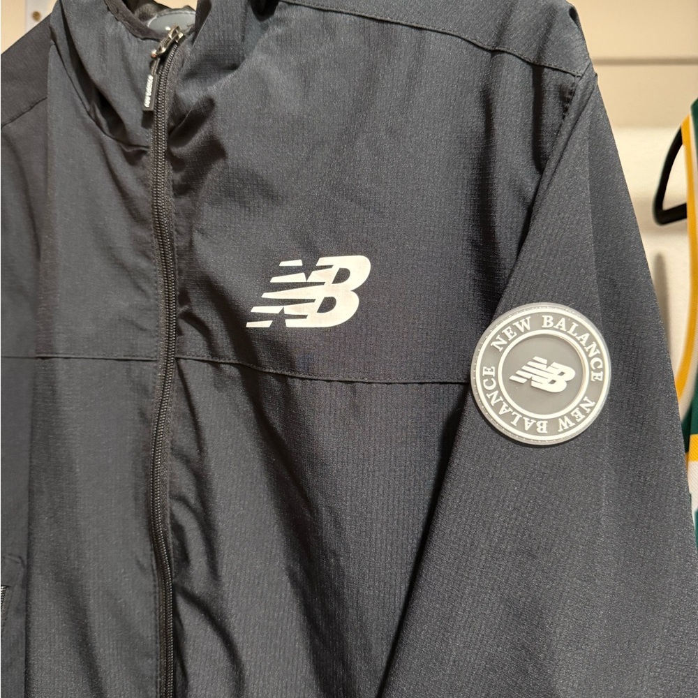 New Balance Wind Breaker Jacket